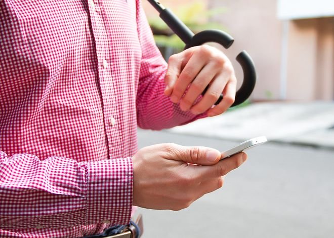 Paraguas Reversible Urano 23" - Image 3